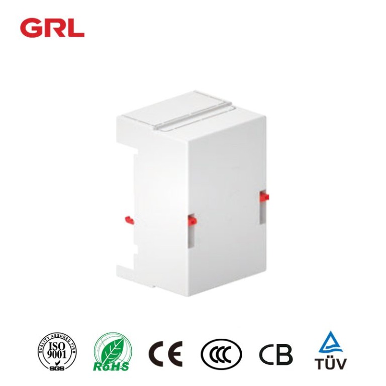 Sistema de barra de bus industrial, cubierta de espacio, 3P